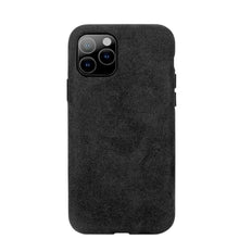 Lade das Bild in den Galerie-Viewer, Huawei Alcantara Smartphone Case
